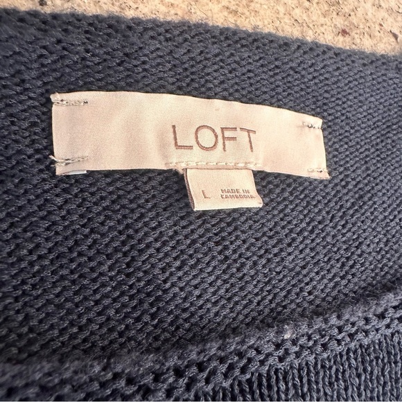 LOFT Navy Knit Sweater With Red Fish Size Large Nautical - Picture 6 of 9